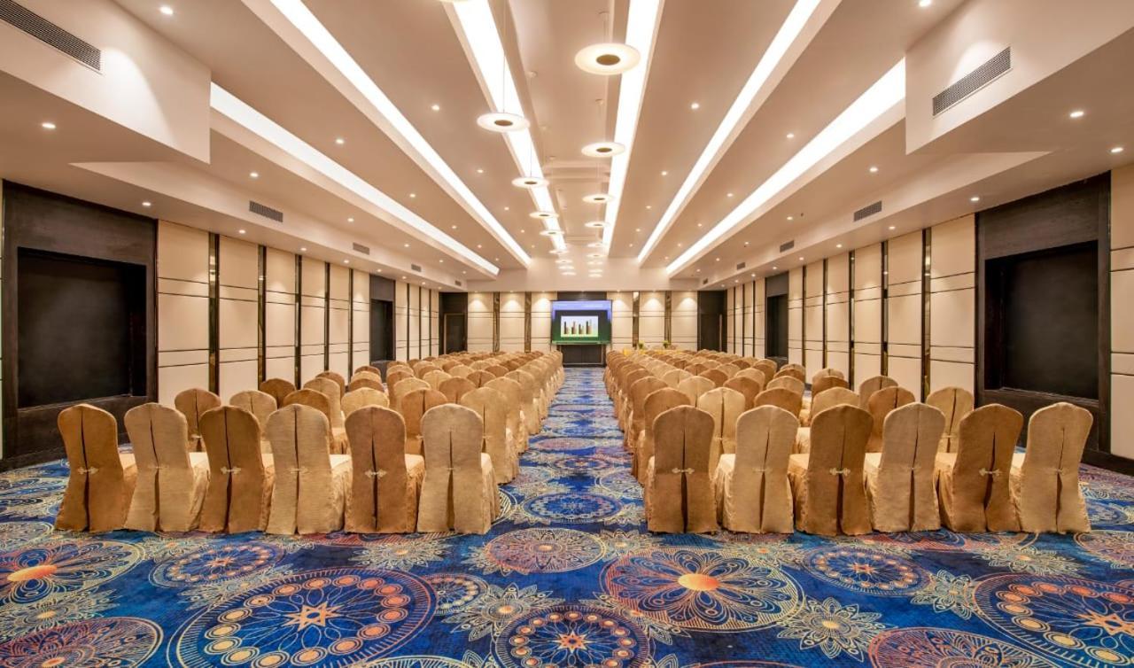 Sea Breeze Max Resort & Spa Margao Eksteriør billede