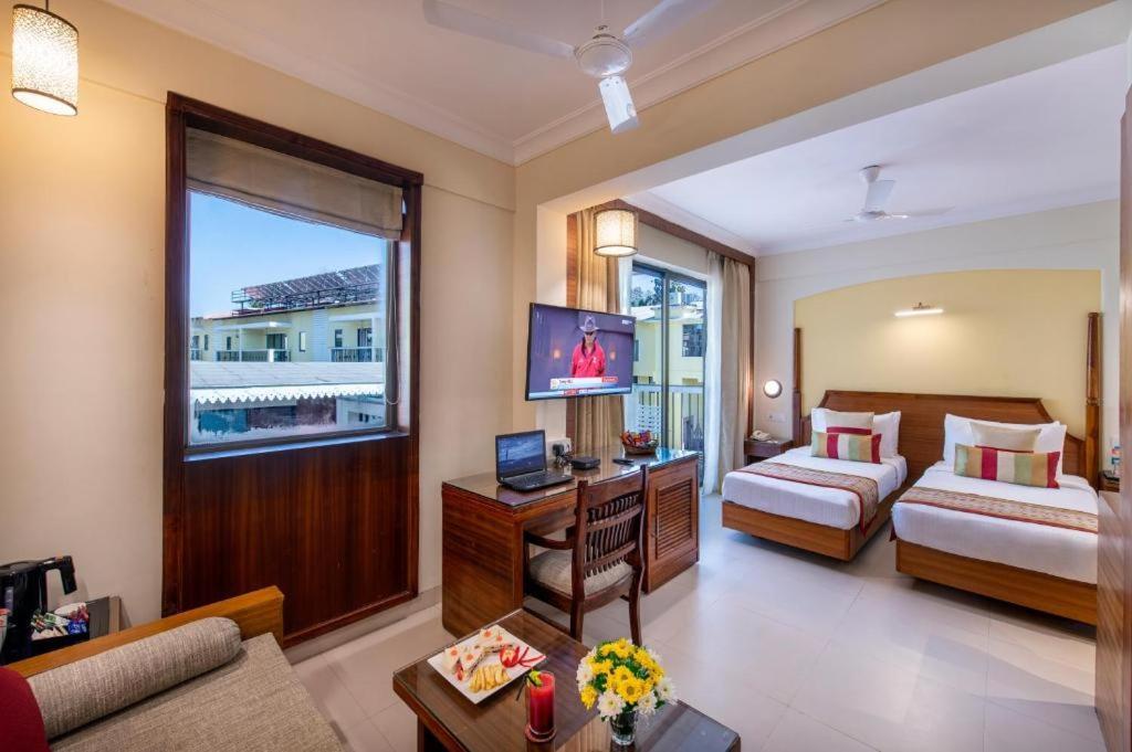 Sea Breeze Max Resort & Spa Margao Eksteriør billede