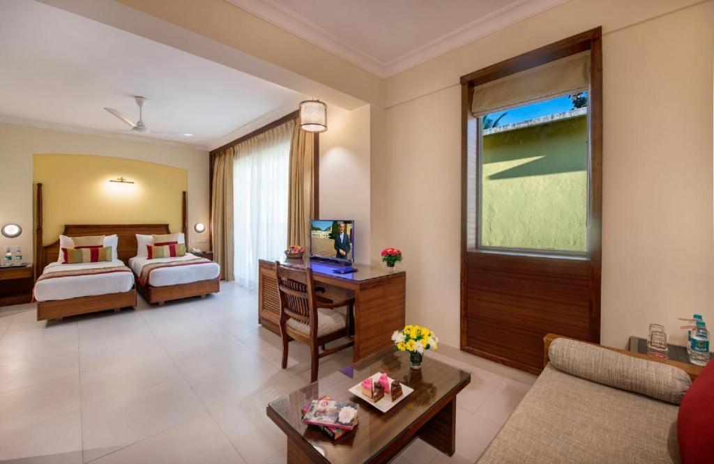 Sea Breeze Max Resort & Spa Margao Eksteriør billede